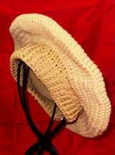 Load image into Gallery viewer, Crochet Berets