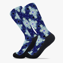 Load image into Gallery viewer, Snow Flake Reinforced Sports Socks