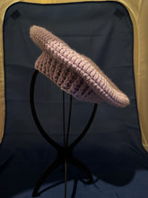 Load image into Gallery viewer, Crochet Berets