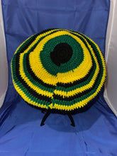 Load image into Gallery viewer, Crochet Berets